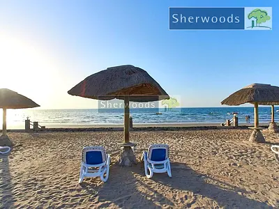 Beach Property with Lagoon Views and Huge Terrace