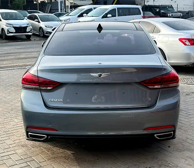 2015 Hyundai GENESIS — фото 5