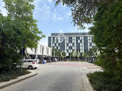 Contemporary Design | Spacious Apt | Ready Project