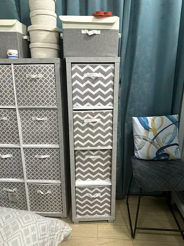 Storage cabinet