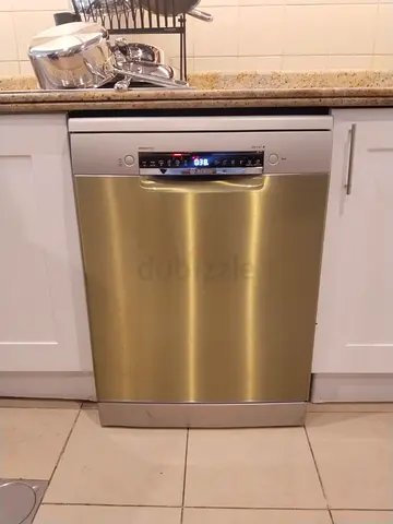 Bosch Dishwasher with Wi-Fi technology three racks