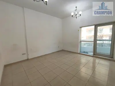 شقة بغرفة نوم واحدة | المحور 4 DSO | شرفة مطلة على الطريق | غير مفروشة