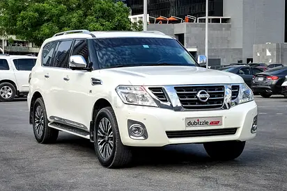 AED 4455/month | 2015 Nissan Patrol LE Platinum City | GCC Specs | Ref#458341