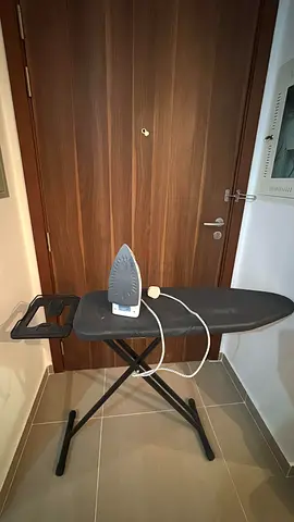 Black Decker Iron and Ironing Board For Sale