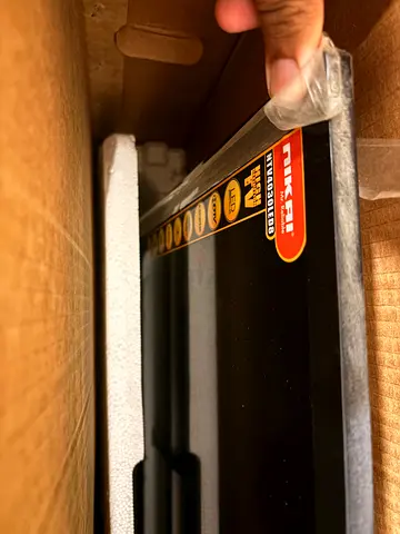 Nikai 40 inch tv for sale!!