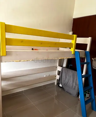 Kids bed + sofa ikea