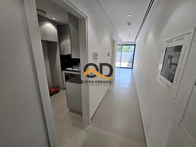 Spacious 2 Bed Townhouse with Maids Room