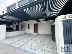 Nice 2bed+maid Townhouse in Danah Bay , Marjan Island