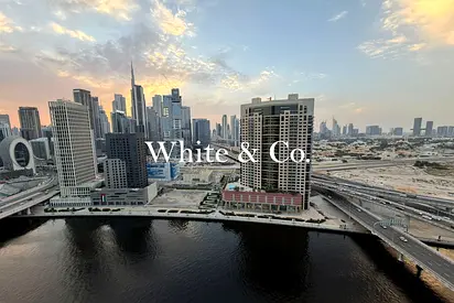 1640 Sqft | Canal Views | Rare Listing