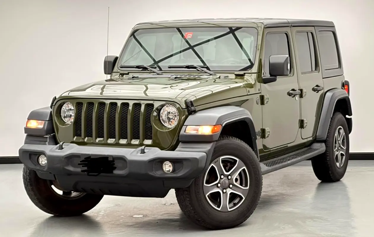 Jeep Wrangler Unlimited 2023 — photo 1 of 8