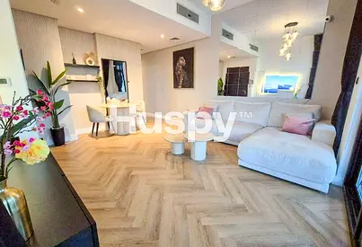 Upgraded | Single Row | Furnished