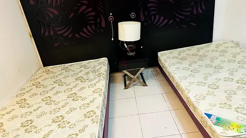 MASTER BEDROOM AVAILABLE NEAR TO MOE