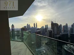 High Floor | Burj Khalifa &amp; Canal View | Well-Lit Open Layout