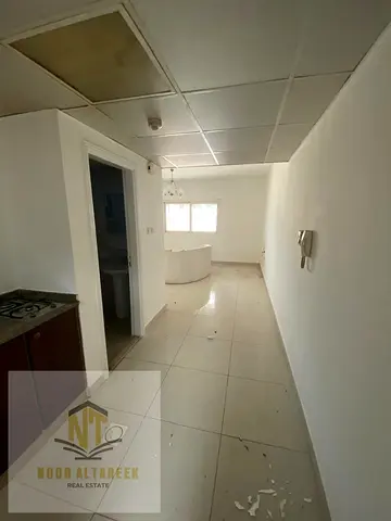 Annual Studio for Rent – Al Khan A great opportunity to rent a well-located studio in Al Khan, offering comfort and easy access to all essential servi
