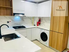BRIGHT 1 BR | FURNISHED | BIGGER LAYOUT | VACANT