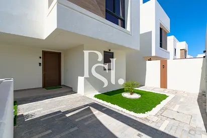 Single Row | Modern Designed Villa | Hot Project