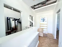 Fully Fitted Shop | Capital Bay | Perfect for Retail/Salon