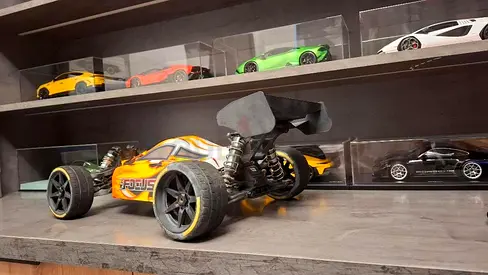 Fs racing focus 1/8 6s