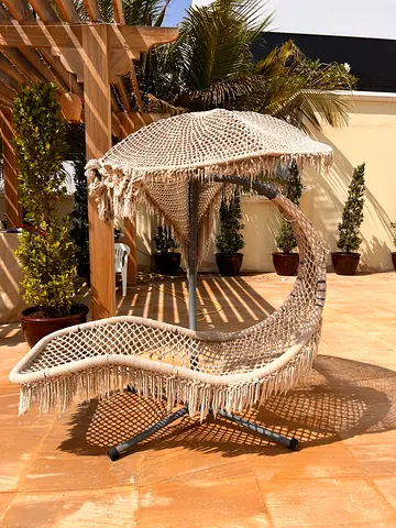 Luxury LOOKING MACRAME HANGING SWING