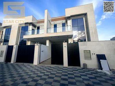 Townhouse for sale at a special price: 4 master bedrooms with spacious living areas.