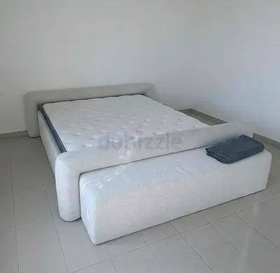 OC home - Minimalist Low-Profile Fabric Bed with Bench and Mattress ( Cool Gel)