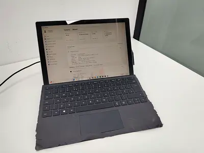 Surface Pro 5 + Samsung Smart Trio Keyboard 500