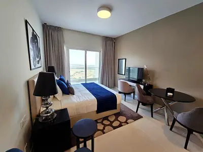 Fully furnished | High floor | Park and Pool view