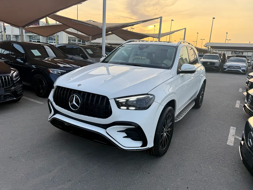 Mercedes-Benz GLE-Class 2022 — photo 1 of 13