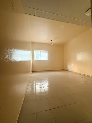 Hot Deal! Spacious 1 BHK in Prime Location WITH FREE INTERNET, CENTRAL AC , CENTRAL GAS.