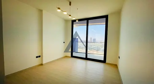 Spacious 1 BR | Ready to Move | Prime Location