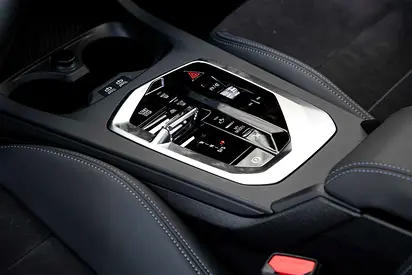 صورة 10 لـ 2025 BMW 2-SERIES