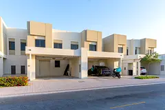 Bright &amp; Spacious | Community Living