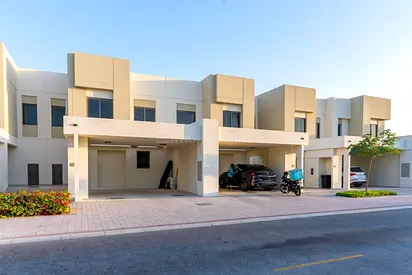 Bright & Spacious | Community Living