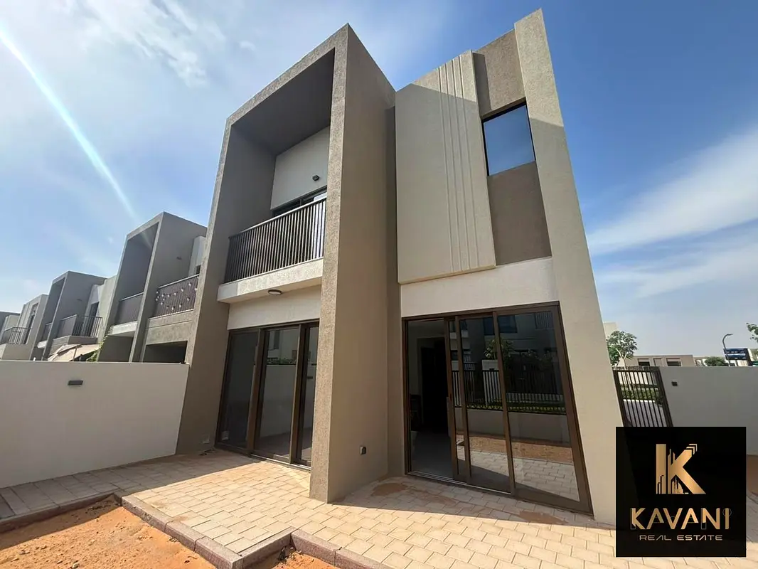 Contemporary 4BR Villa | Stylish Interiors | Vacant Now