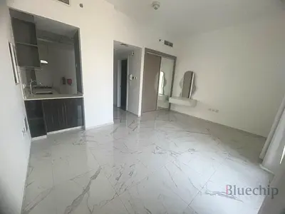 Vacant | High Floor | Ready to Move In