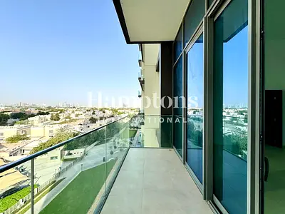 Large Layout | Chiller Free | Vacant