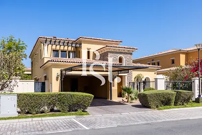 Luxurious Villa | Big Layout | Amazing Location