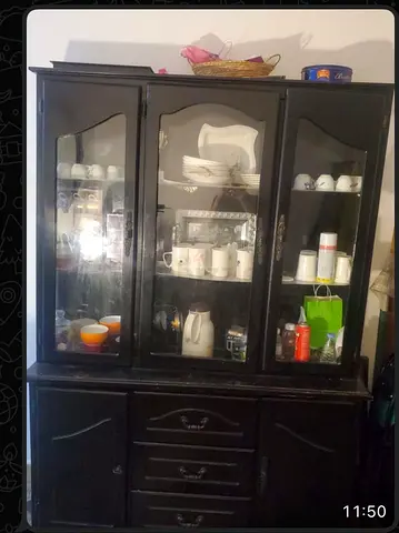 3 door cupboard for sale urgent