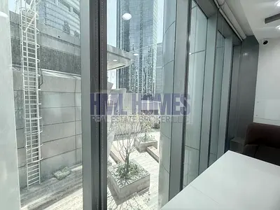 Vacant Office | Close to the metro station