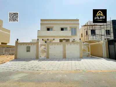 A golden opportunity to own a two-story villa with a large yard at an attractive price. Palace-style design, custom finishing, prime location opposite