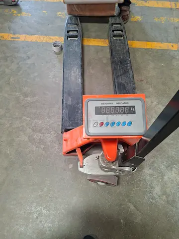 Used Hydraulic Pallet Truck with Built-in Scale (Digital Display)
