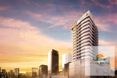 Premium 2 BR Apartment | Balcony | Pool | Overlooking Skyline