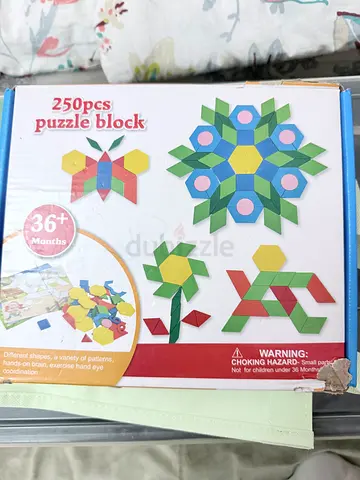 250pcs Geometric Puzzle Blocks Set - 36+ months