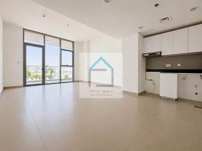 1 Bedroom Spacious Apartment with Balcony