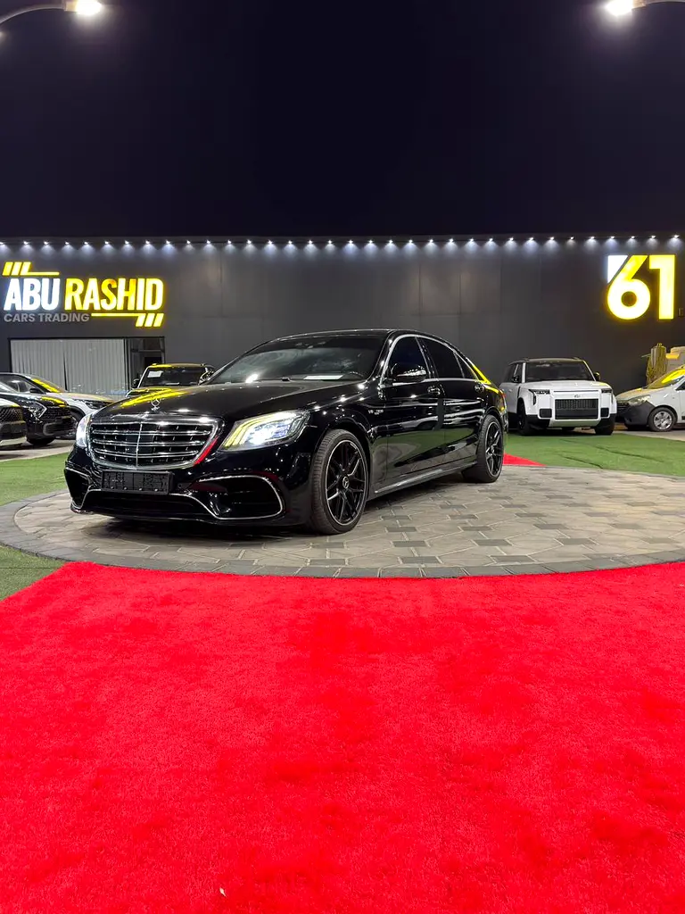 Mercedes-Benz S-Class 2015 — photo 1 of 10