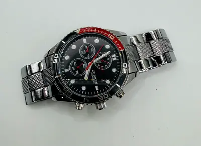 Curren Mens Metal Analog Wrist Watch 8028