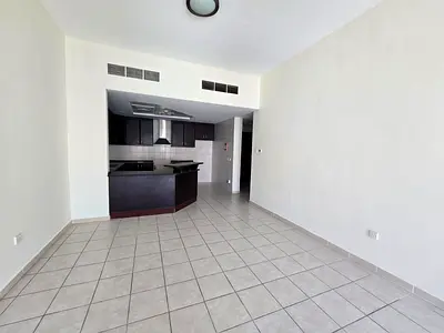 2-bed + Store + Laundry | Rented | Near Metro