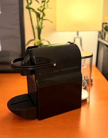 Nespresso - Inissa - Coffee Machine