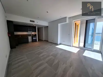 Luxurious 1BHK | Partial Seaview | Vacant