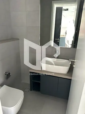 سكون 1 | غرفة وصالة فاخرة | تصميم فريد بـ 2 حمام | شرفة واسعة جداً